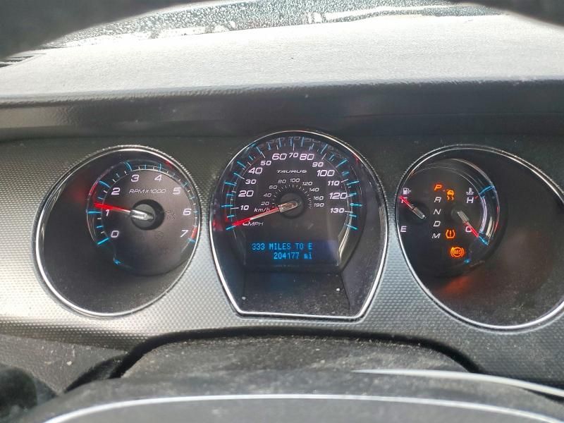 2011 Ford Taurus sel