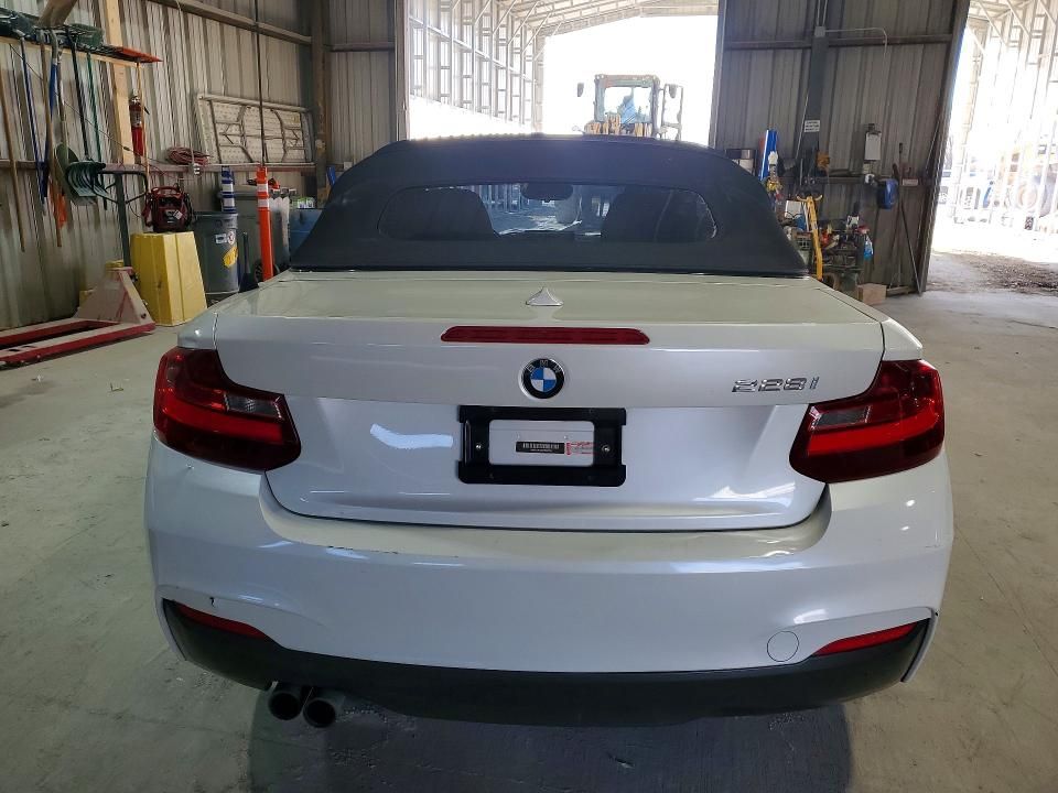 2016 BMW 228 i Sulev