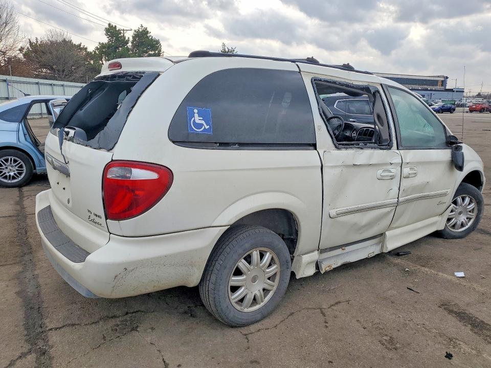 2006 Chrysler Town & Country Touring