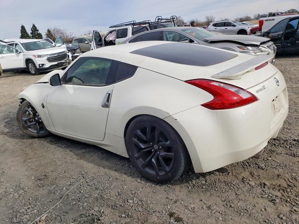 2016 Nissan 370z Base