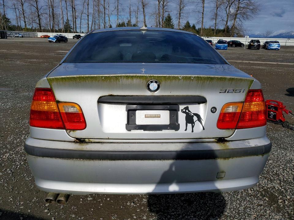 2004 BMW 325 i