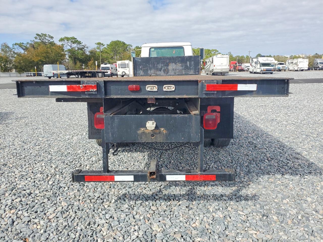 1996 International 4900 Flatbed Truck