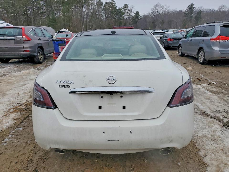 2012 Nissan Maxima s