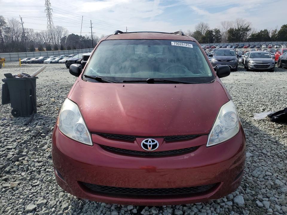 2008 Toyota Sienna le 7-passenger