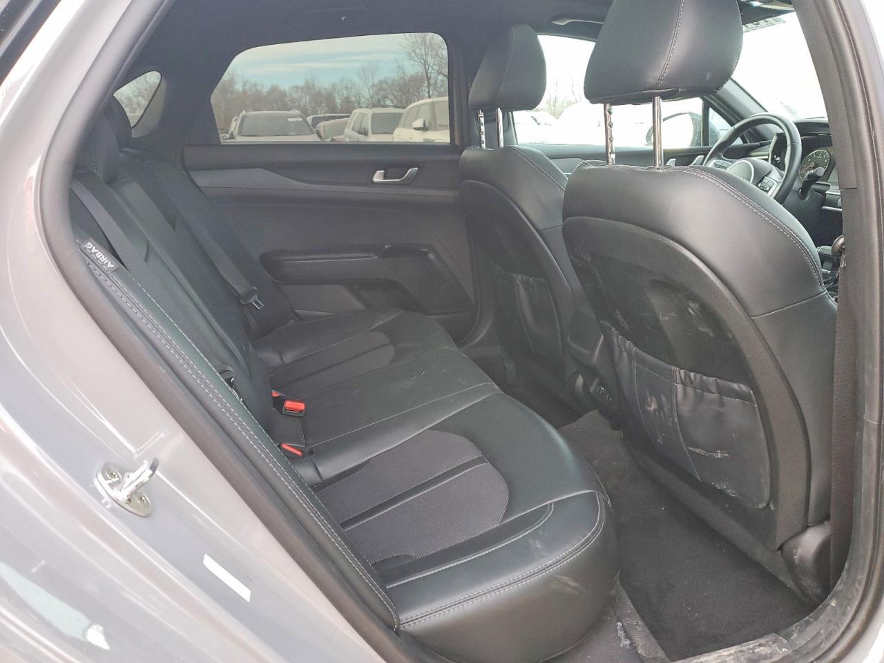 2023 KIA K5