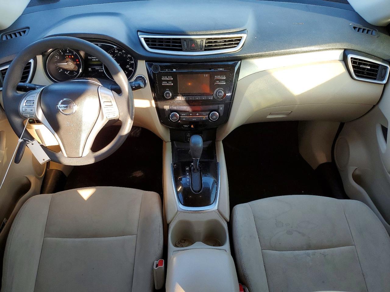 2016 Niss Rogue sv