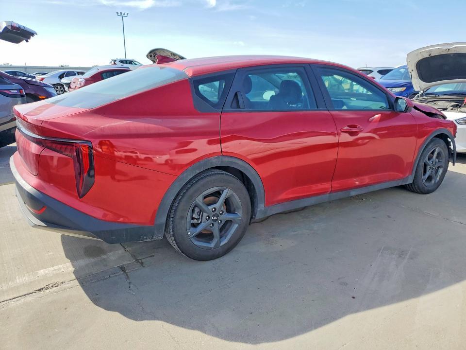 2025 KIA K4 lx