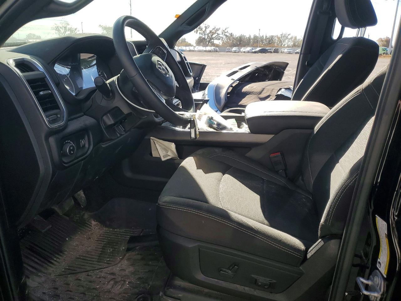 2025 Dodge RAM 2500 Truck Cab AND Chassis