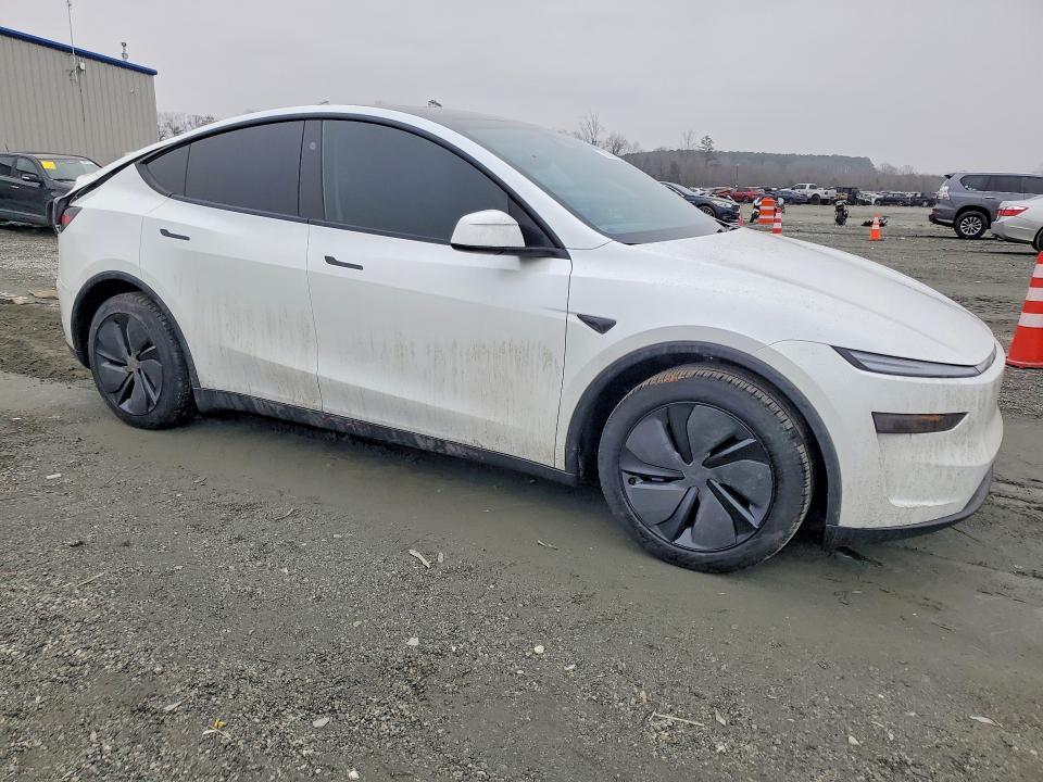 2026 Tesla Model y