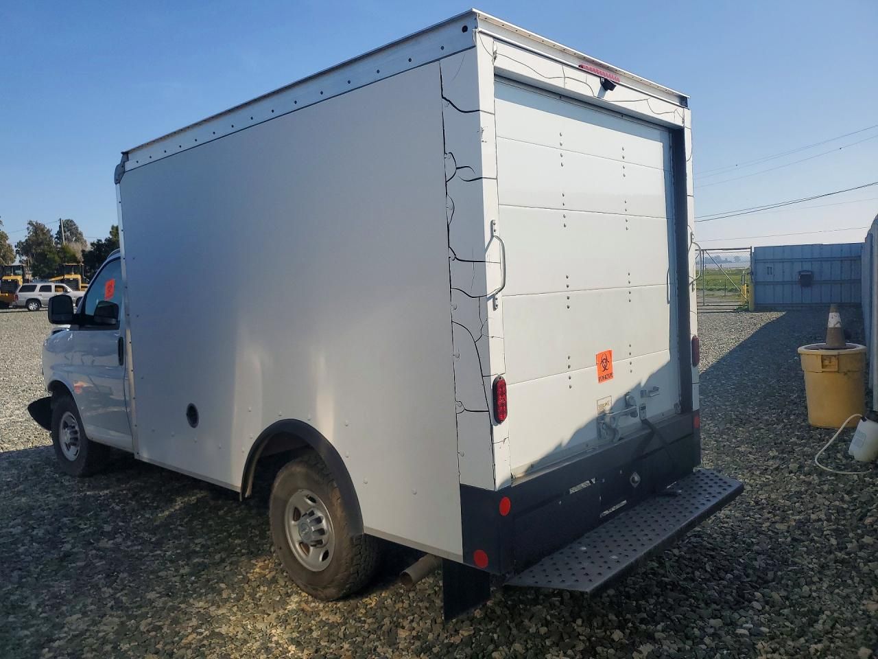 2019 Chevrolet Express BOX Truck