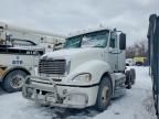 2009 Freightliner Columbia 120 Semi Truck