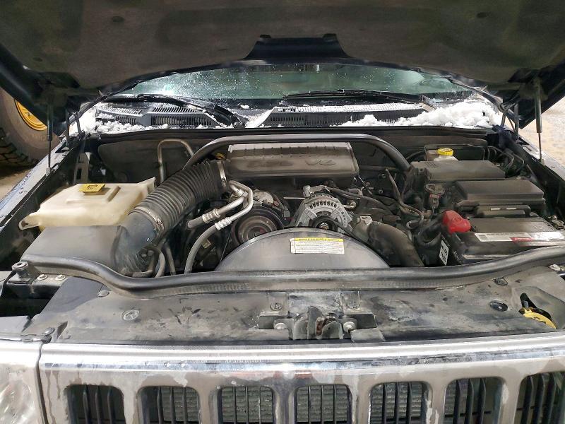 2010 Jeep Commander Sport