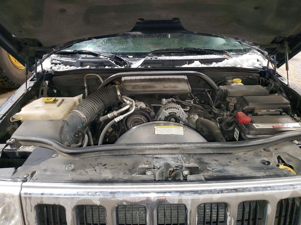 2010 Jeep Commander Sport