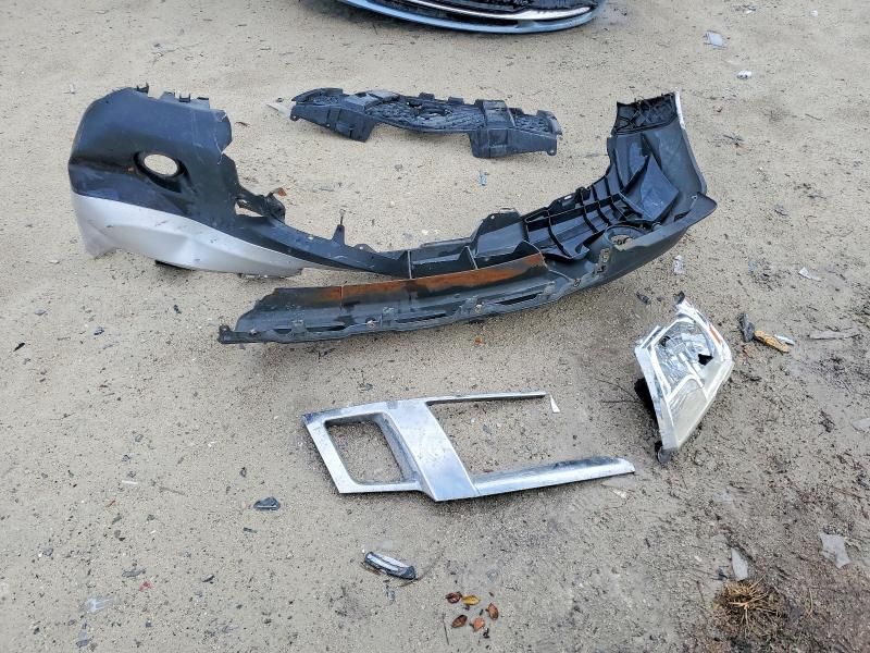 2010 Nissan Frontier King cab se