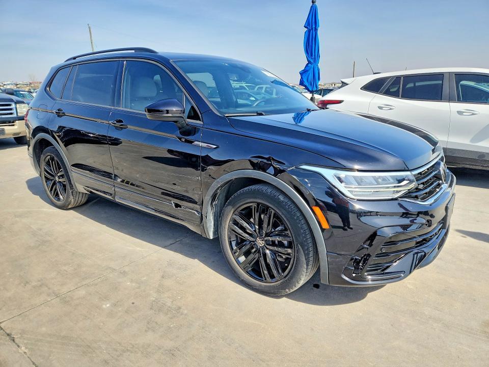 2022 Volkswagen Tiguan se R-line Black