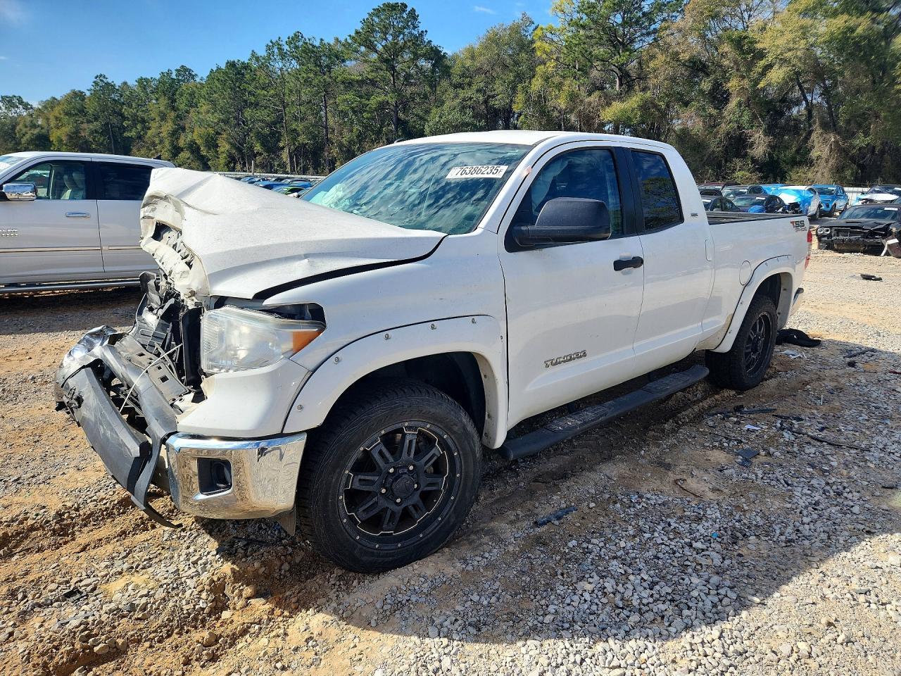 2016 Toyota Tundra Double Cab SR