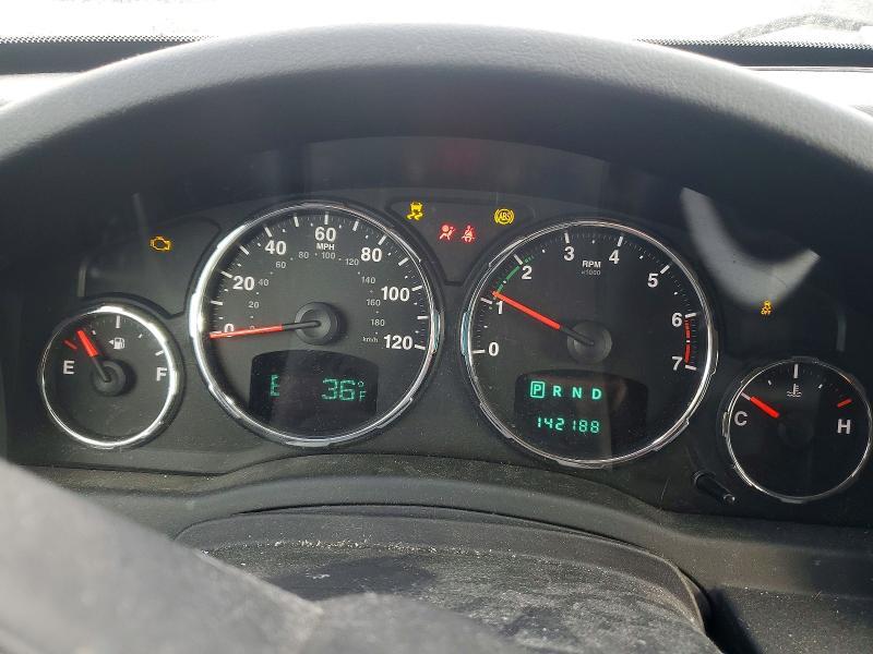 2012 Jeep Liberty jet