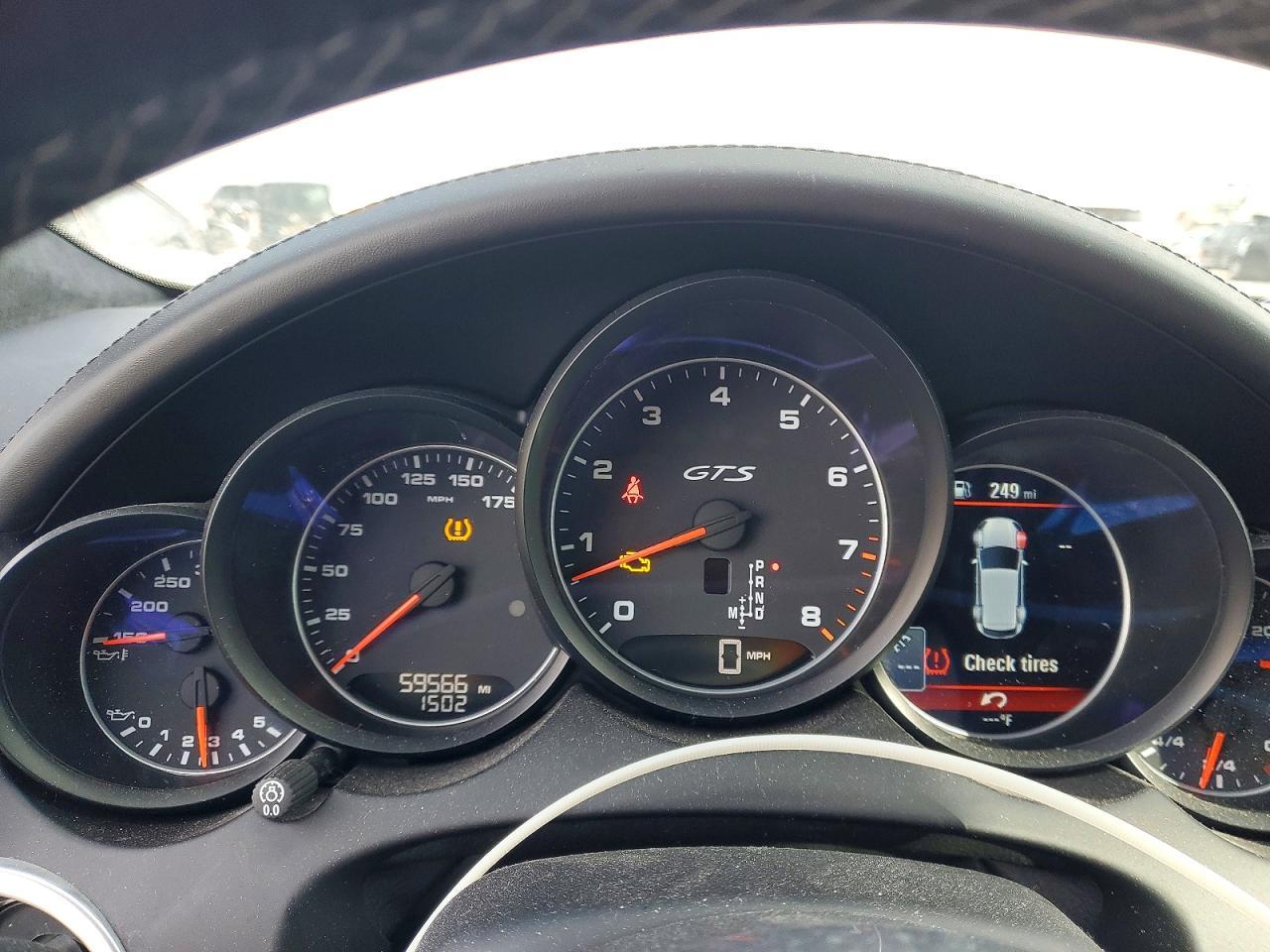 2017 Porsche Cayenne gts