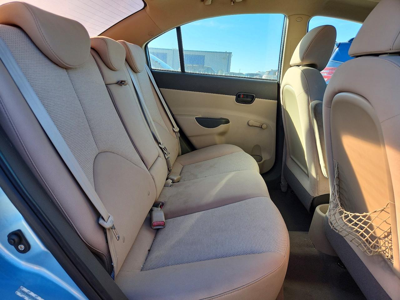 2010 Hyundai Accent gls