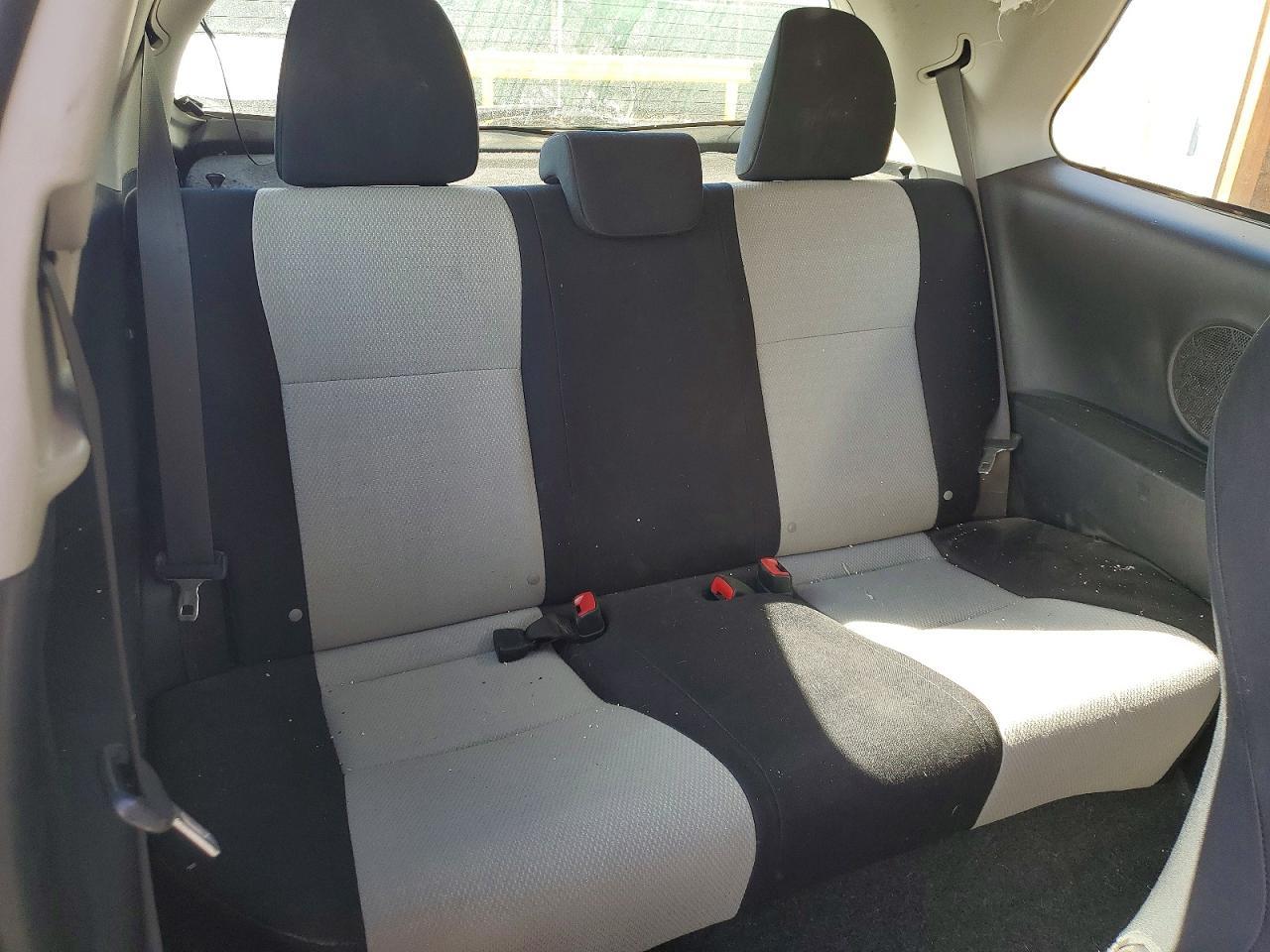 2012 Toyota Yaris