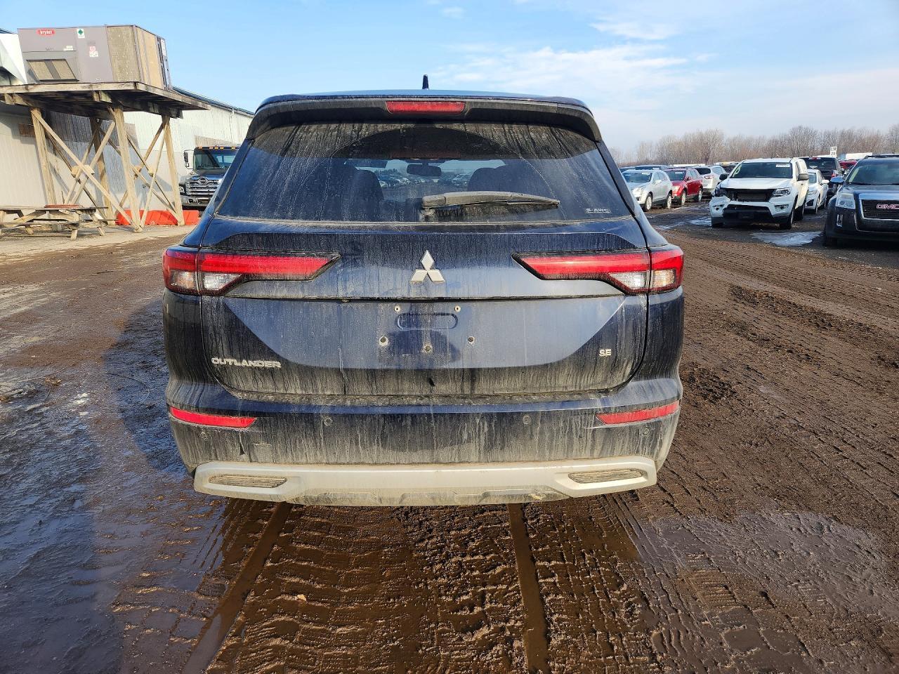 2024 Mitsubishi Outlander se