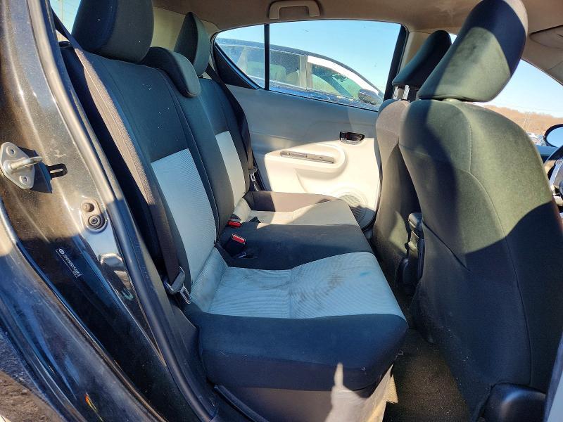 2013 Toyota Prius c