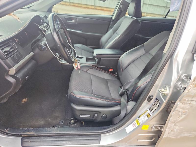 2016 Toyota Camry se