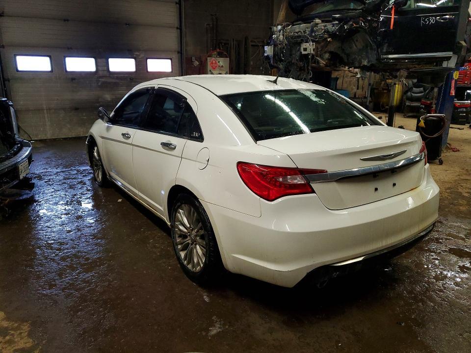 2013 Chrysler 200 Limited