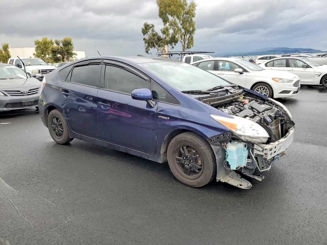 2014 Toyota Prius Three