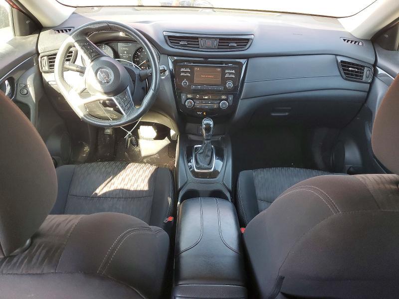 2017 Nissan Rogue sv