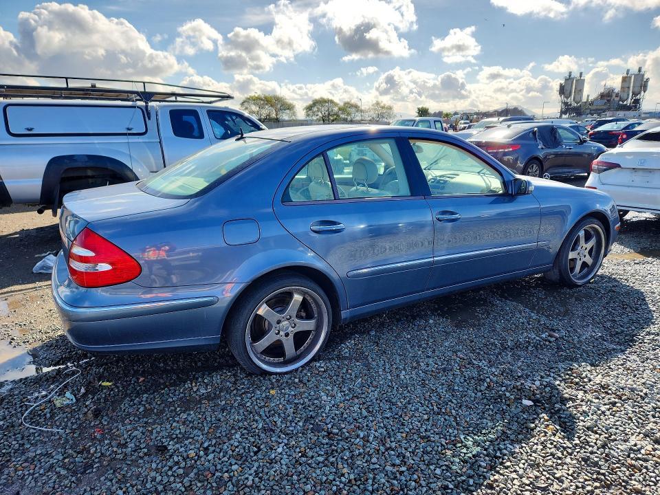 2003 Mercedes-Benz E 320