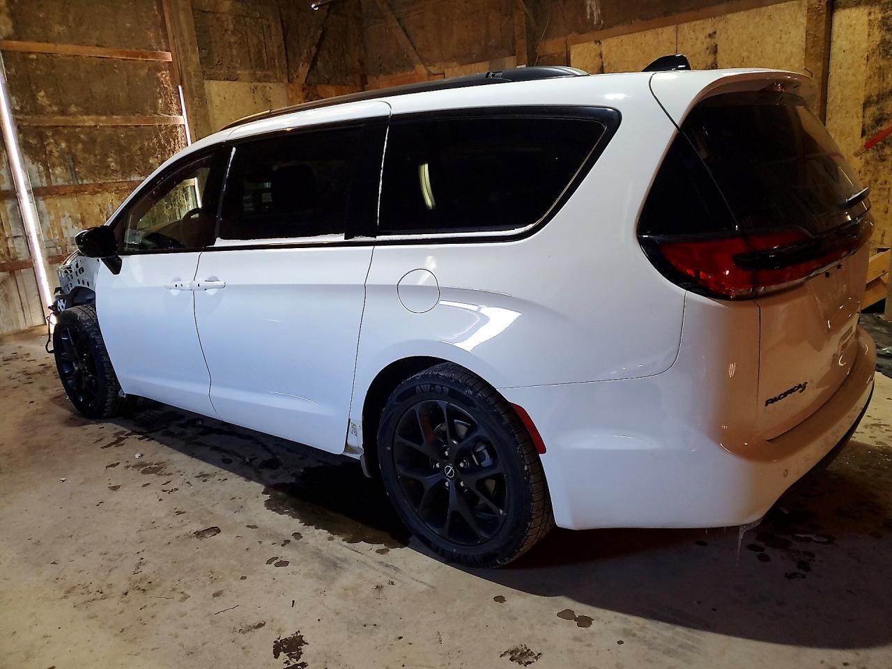 2025 Chrysler Pacifica Limited