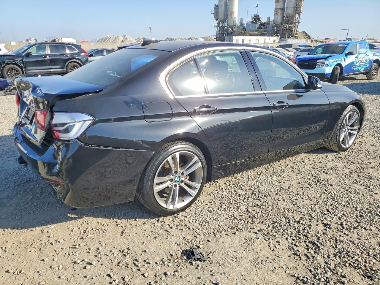 2017 BMW 330 i