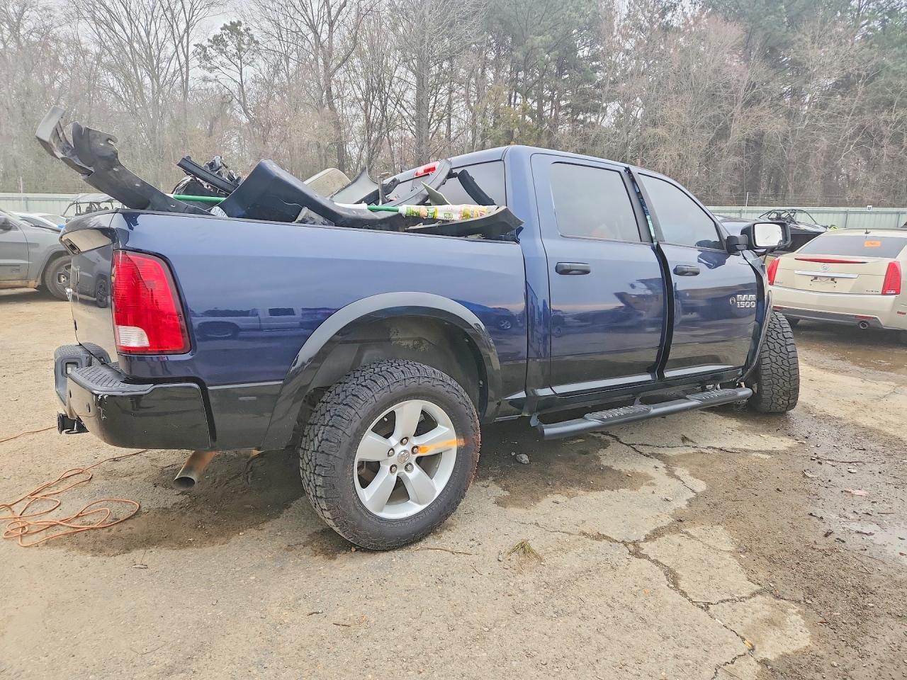 2015 Dodge RAM 1500 SLT