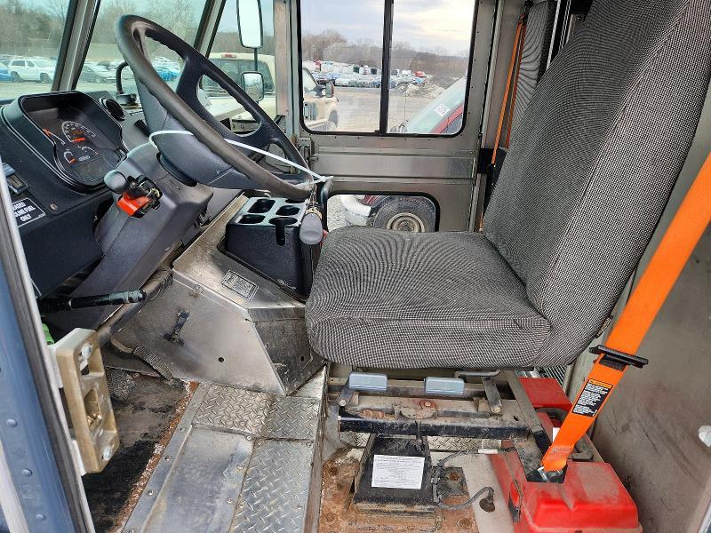 2021 Freightliner MT45G Chassis Delivery Truck
