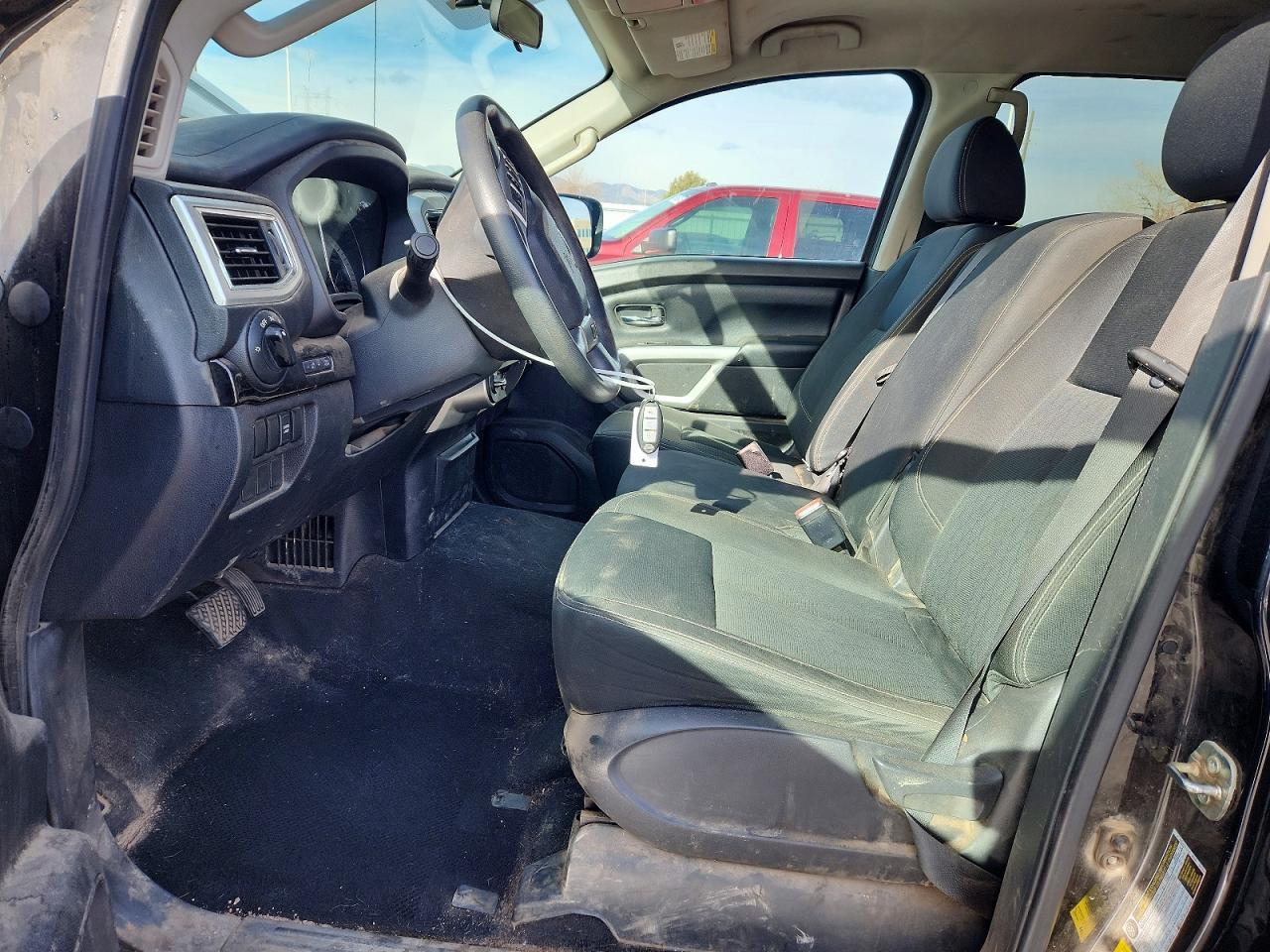 2018 Nissan Titan s