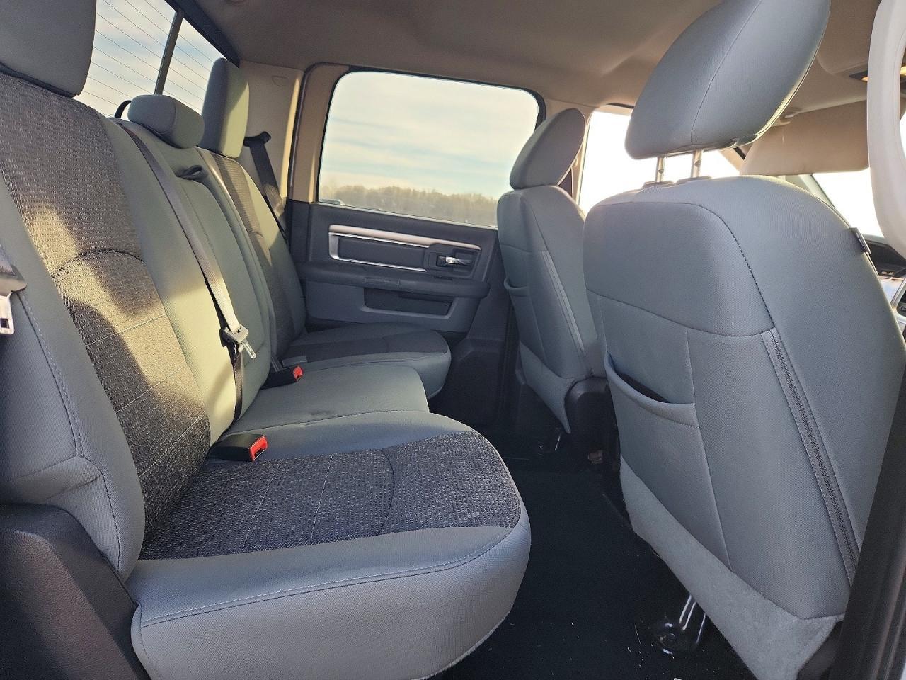 2015 Dodge Ram 1500 slt