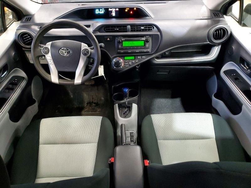2014 Toyota Prius c