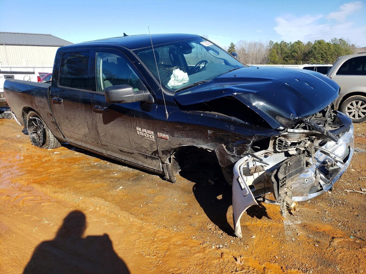 2019 Dodge Ram 1500 Classic slt