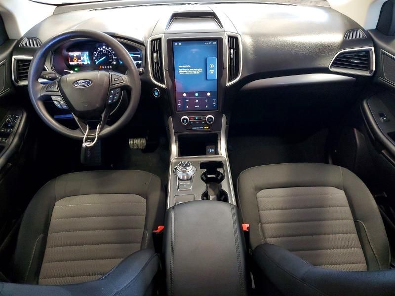 2022 Ford Edge se