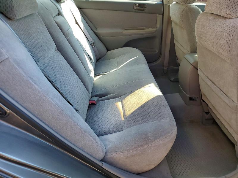 2002 Toyota Camry le V6