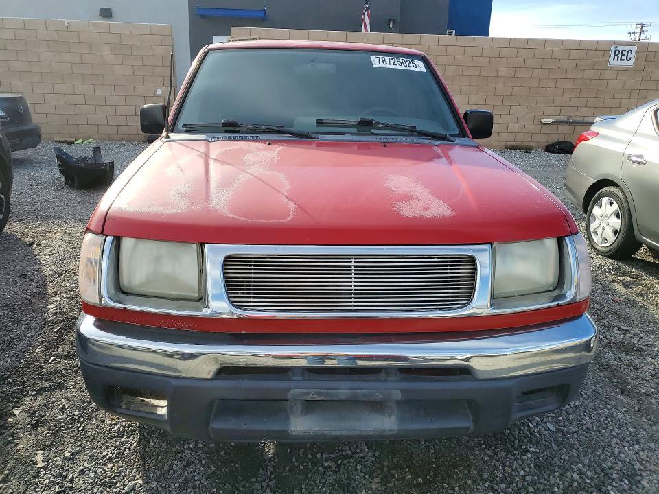 1998 Nissan Frontier King cab xe