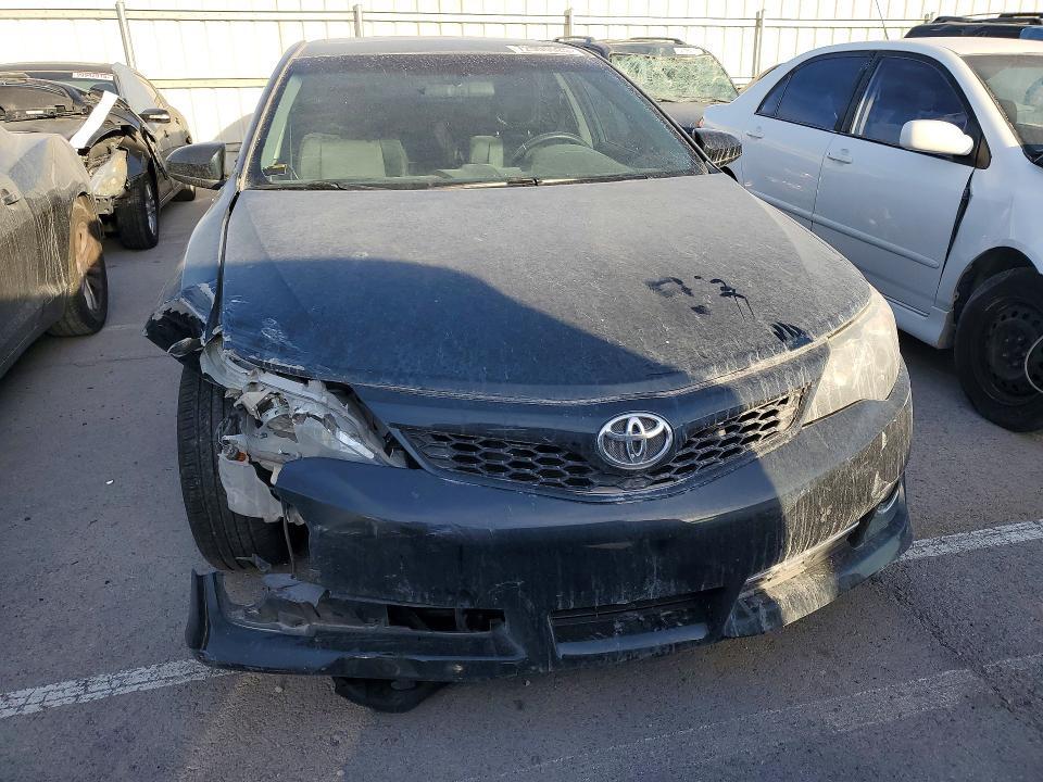 2013 Toyota Camry l