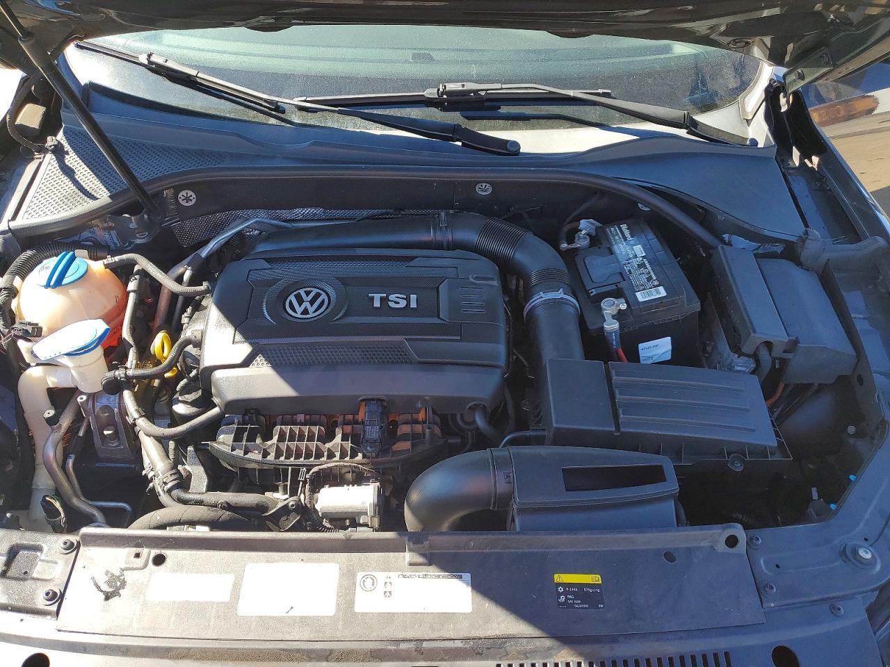 2014 Volkswagen Passat se
