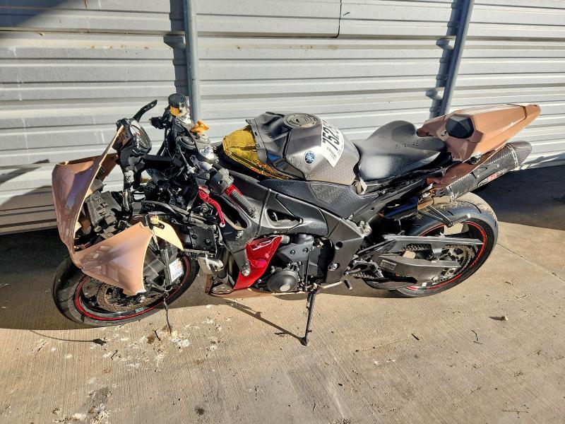 2013 Yama YZFR1