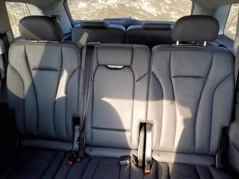 2022 Audi Q7 Premium Plus