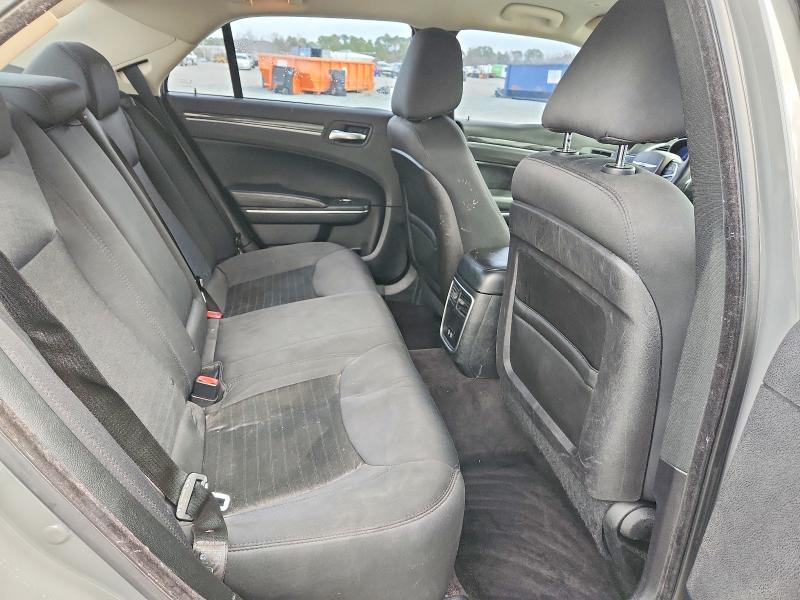 2018 Chrysler 300 Touring