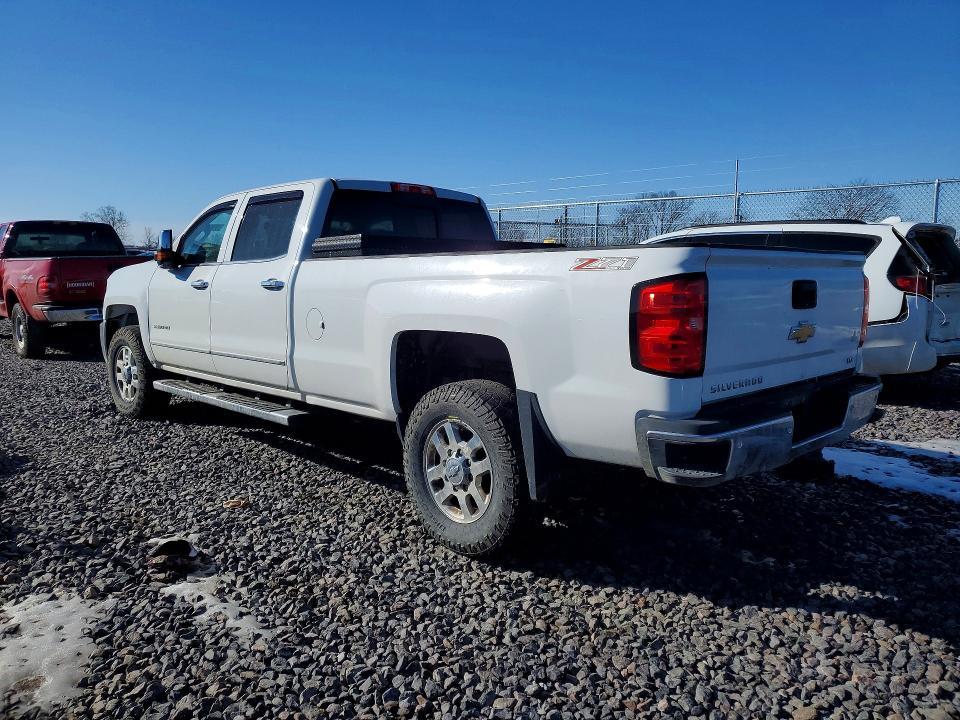 2015 Chevrolet Silverado K3500 ltz