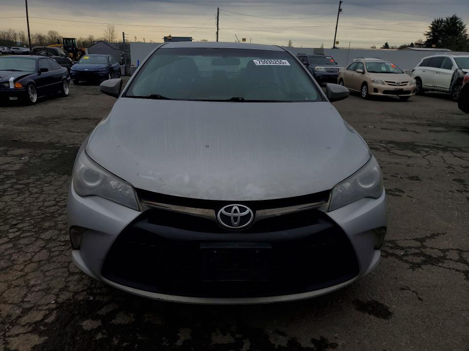 2017 Toyota Camry le