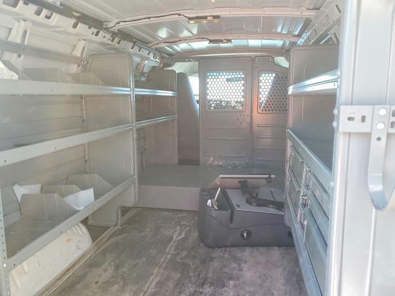 2016 GMC Savana 2500 Cargo Utility / Service van